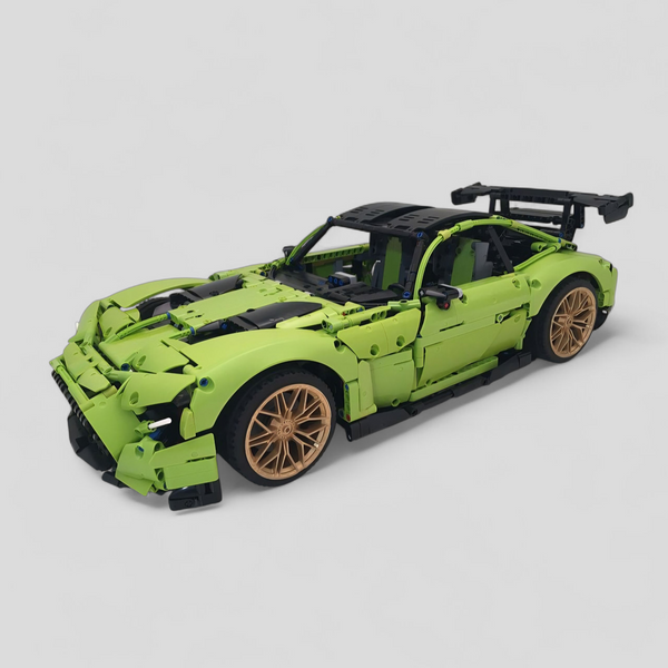 AMG GTR 1:8 Scale - 2456pc